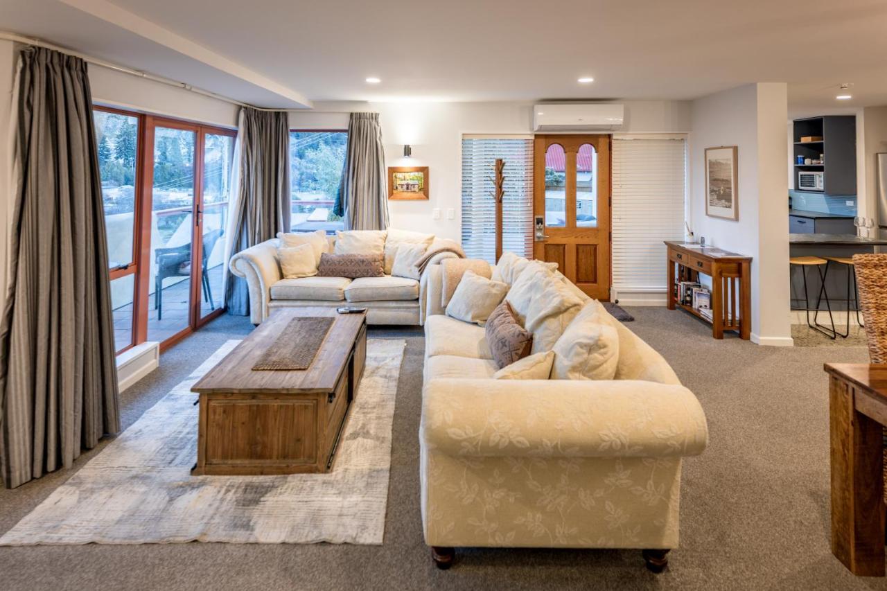 Magnificent Apartment With Great Views! Queenstown Exterior photo